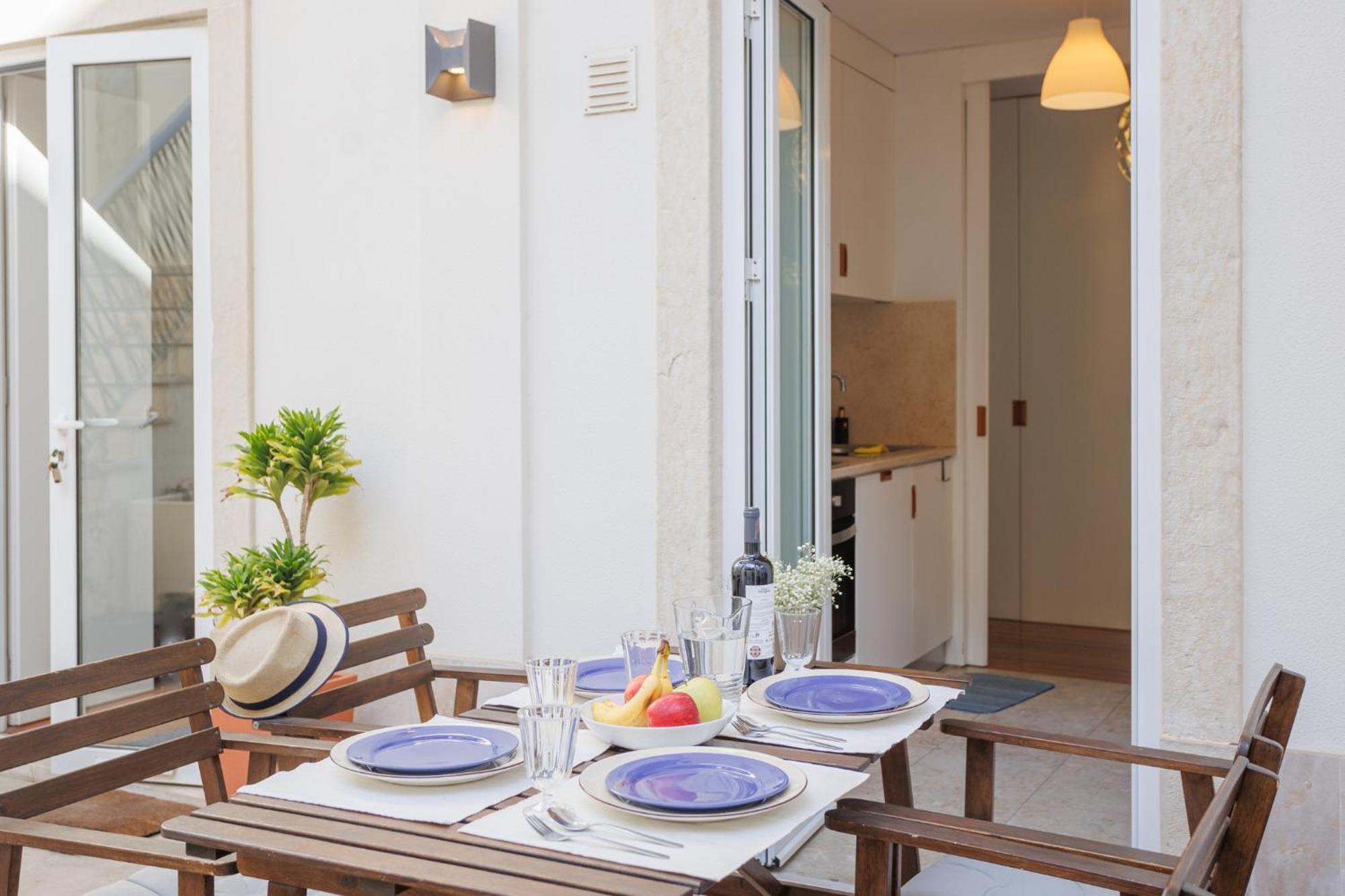Sunny Terrace Lapa Santos Apartment